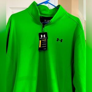 Under Armour crew neck pullover. NWT 2xl. Beautiful, vibrant color